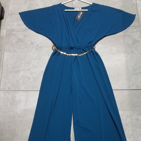 Nasty Gal easy breezy plunging jumpsuit( - Picture 2 of 8